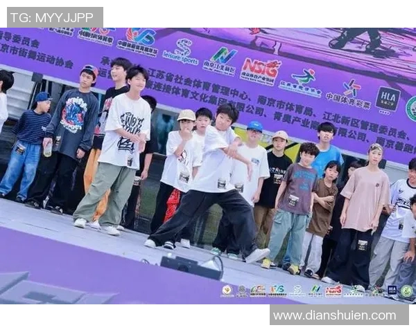 南京街舞队领跑最新街舞团队协作TOP10榜单引领潮流风向 南京街舞队领跑最新街舞团队协作TOP10榜单引领潮流风向