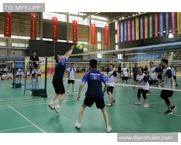 深度对话:探索陈娜在排球赛场上的奋斗与成长之路 深度对话:探索陈娜在排球赛场上的奋斗与成长之路