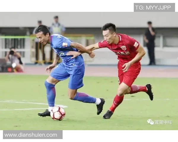 兰斯与甘冈激战正酣比分揭晓引发球迷热议